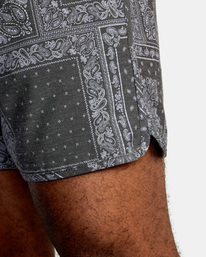 9 VA Sport | Yogger Hybrid Athletic Shorts 17" Black D4WKMERVS2 RVCA