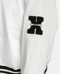 10 Stella Maxwell Stopper 2022 - Collegejacke für Frauen Weiss F3JKRPRVF2 RVCA
