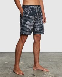4 Curren Boardshorts 18" Black M1031RCT RVCA