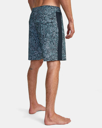 5 Apex Boardshorts 18" Brown M1042RLT RVCA