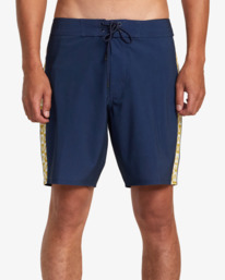 1 Apex Boardshorts 18" Blue M1042RLT RVCA