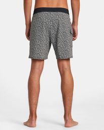 RESTLESS TRUNK  M10625RT