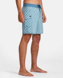 6 Restless Boardshorts 17" Blue M10625RT RVCA