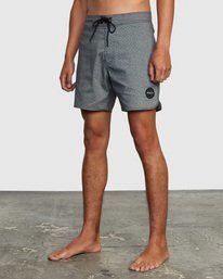 2 Freeport Boardshorts 16" Black M1072RFT RVCA