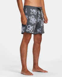 5 Freeport Boardshorts 16" Purple M1072RFT RVCA