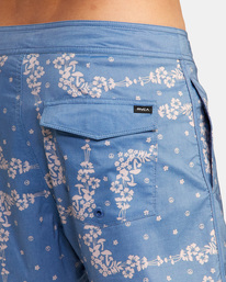 9 Freeport Boardshorts 16" Blue M1072RFT RVCA