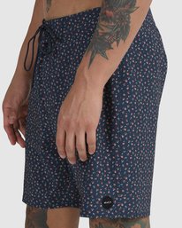 3 VA Boardshorts 19" Blue M112VRVA RVCA