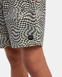 3 Escape Print Elastic Waist Walkshorts 17” Black M2011REP RVCA
