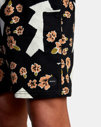 3 Escape Print Elastic Waist Walkshorts 17” Orange M2011REP RVCA