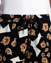 9 Escape Print Elastic Waist Walkshorts 17” Orange M2011REP RVCA