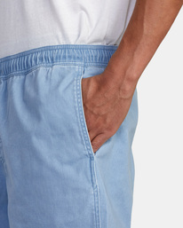 7 Escape Elastic Waist Walkshorts 17” Blue M2073REE RVCA