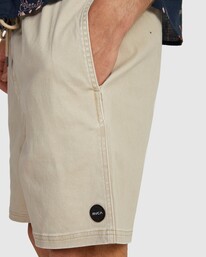 3 ESCAPE ELASTIC WALKSHORTS 17”  M2073REE RVCA
