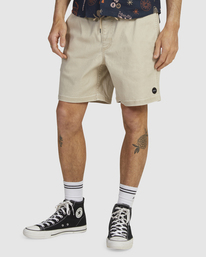 0 ESCAPE ELASTIC WALKSHORTS 17”  M2073REE RVCA