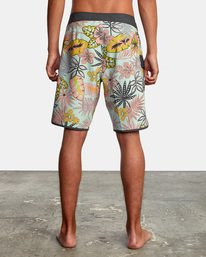 2 Eastern Boardshorts 20" Green MA117EAS RVCA