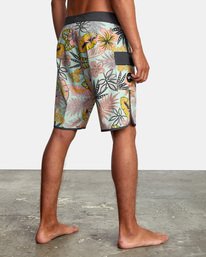 5 Eastern Boardshorts 20" Green MA117EAS RVCA