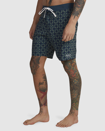VA SEASONAL TRUNK  UVYBS00127