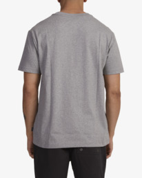 2 Weight Of The World T-Shirt Black UVYZT00588 RVCA