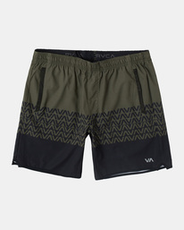 0 Yogger Stretch Elastic Waist Shorts 17" Black V201TRYS RVCA