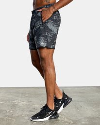 5 Yogger Stretch Elastic Waist Shorts 17" Blue V201TRYS RVCA
