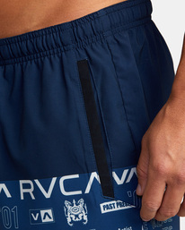 9 Yogger Stretch Elastic Waist Shorts 17" Blue V201TRYS RVCA