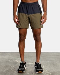 2 Yogger Stretch Elastic Waist Shorts 17" Brown V201TRYS RVCA