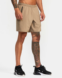 6 Yogger Stretch Elastic Waist Shorts 17" Grey V201TRYS RVCA