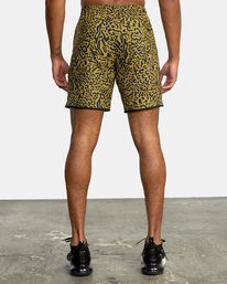 3 Yogger Stretch Elastic Waist Shorts 17" Green V201TRYS RVCA