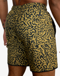 10 Yogger Stretch Elastic Waist Shorts 17" Green V201TRYS RVCA
