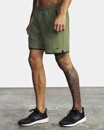 5 Yogger Stretch Elastic Waist Shorts 17" Green V201TRYS RVCA