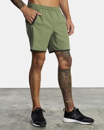 8 Yogger Stretch Elastic Waist Shorts 17" Green V201TRYS RVCA