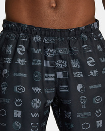 8 Yogger Stretch Elastic Waist Shorts 17" Black V201TRYS RVCA