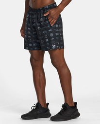 3 Yogger Stretch Elastic Waist Shorts 17" Black V201TRYS RVCA
