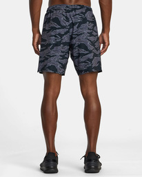 VA Sport Yogger Stretch 17" - Performance Shorts for Men  V201TRYS