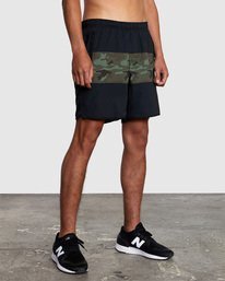 5 Yogger Stretch Elastic Waist Shorts 17" Black V201TRYS RVCA