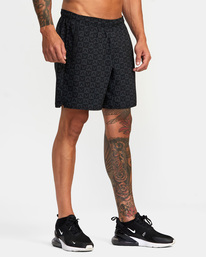 6 Yogger Stretch Elastic Waist Shorts 17" Black V201TRYS RVCA