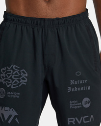 10 Yogger Stretch Elastic Waist Shorts 17" Black V201TRYS RVCA