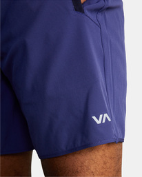 3 Yogger Stretch Elastic Waist Shorts 17" Purple V201TRYS RVCA