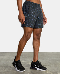 6 Yogger Stretch Elastic Waist Shorts 17" Grey V201TRYS RVCA