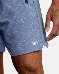 3 Yogger Stretch Elastic Waist Shorts 17" White V201TRYS RVCA
