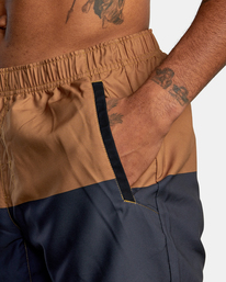 6 Yogger IV Elastic Waist Shorts 17" Brown V2091YGR RVCA