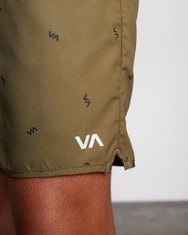 9 Yogger IV Elastic Waist Shorts 17" Brown V2091YGR RVCA