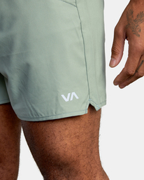 2 Yogger IV Elastic Waist Shorts 17" Green V2091YGR RVCA