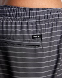 7 Yogger IV Elastic Waist Shorts 17" Black V2091YGR RVCA