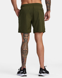 3 YOGGER IV ATHLETIC SHORTS 17" Green V2091YGR RVCA