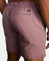 8 Yogger IV Elastic Waist Shorts 17" Purple V2091YGR RVCA