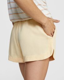 7 New Yume Drawcord Shorts Red W202PRNY RVCA