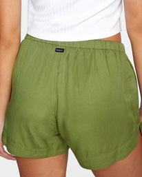 7 New Yume Drawcord Shorts Green W202PRNY RVCA