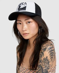 0 Unphased Trucker Hat White WAHWWRUN RVCA